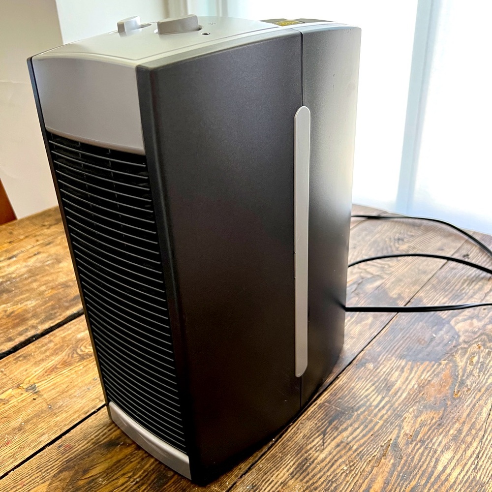 Bionaire Tower Air Purifier